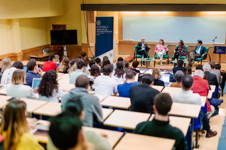 Foto 1 - IEP Colloquia